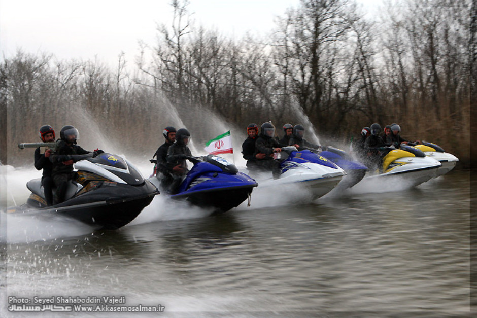 Special Forces jetski